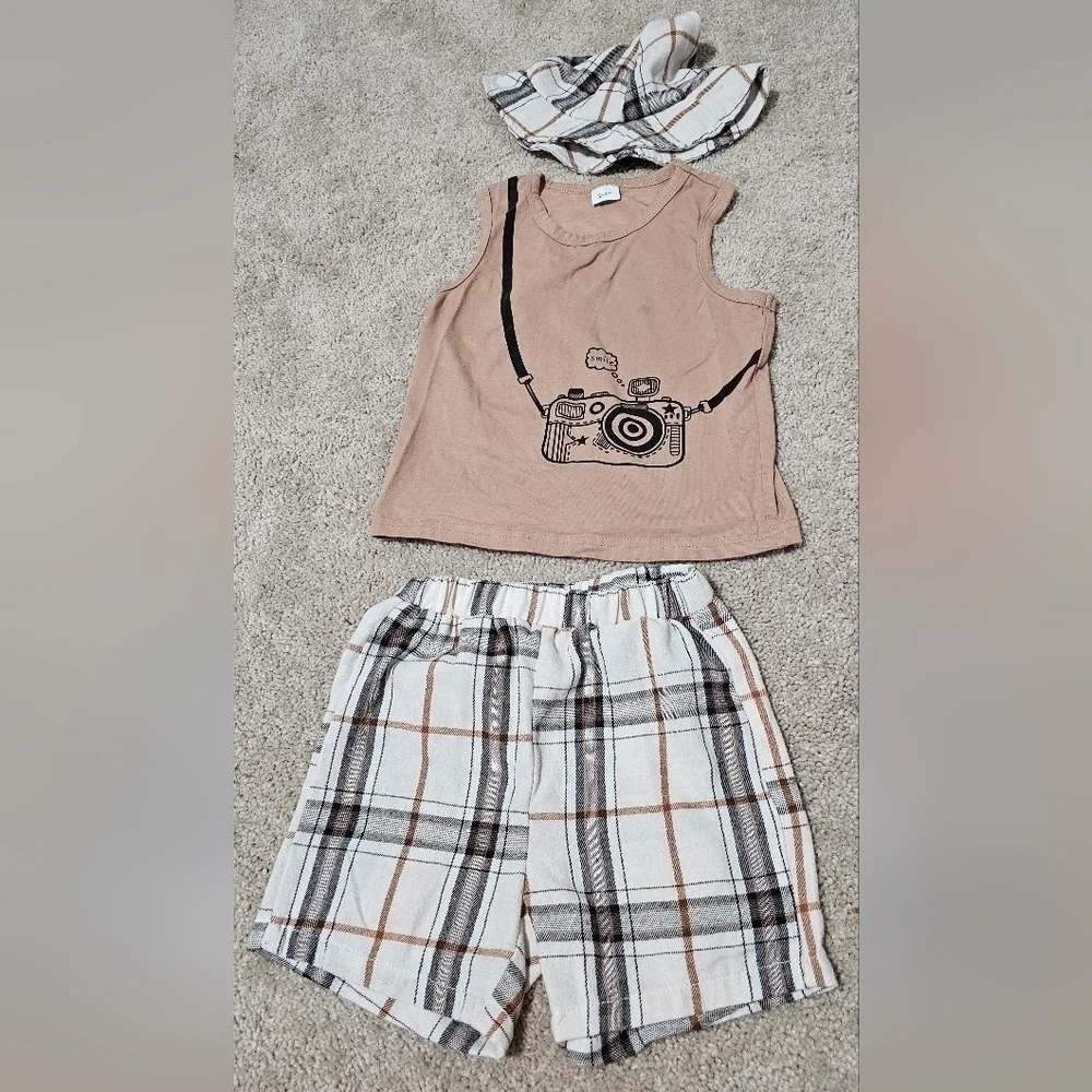 3pcs Baby Boys Cute Camera Graphic Print Tank Top & Plaid Shorts & Fisherman Hat